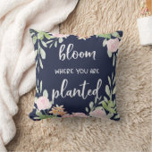 植えられた|の花柄のタイポグラフィであるところ開花 クッション (ブランケット)