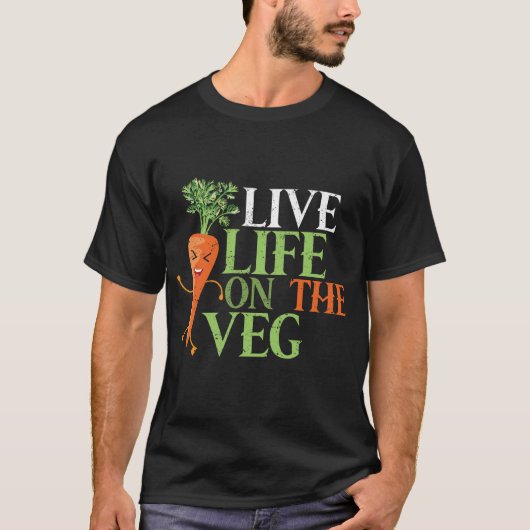 植物おもしろいベースのデザイン_人参とビーガンおもしろい付き Tシャツ (正面)