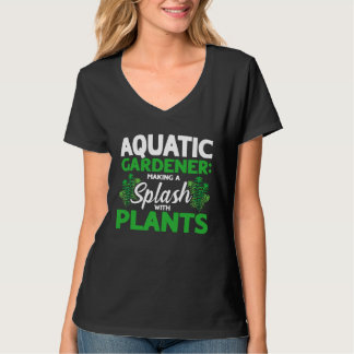 植物で水しぶきを上げる 水辺ガーデニング ガーデン Tシャツ