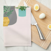 植物の間のおもしろい猫 キッチンタオル (四つ折り)