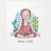 植物めい想を持つ女の子 フリースブランケット (正面)