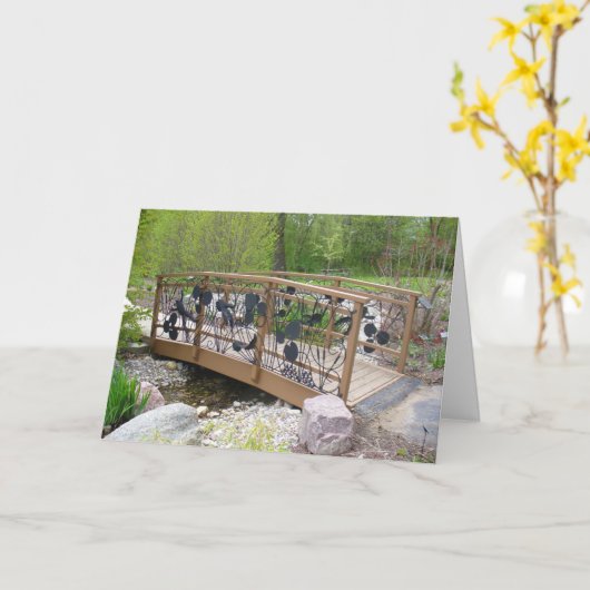 植物園のカエルの橋フォトリタイア カード (黄色い花)