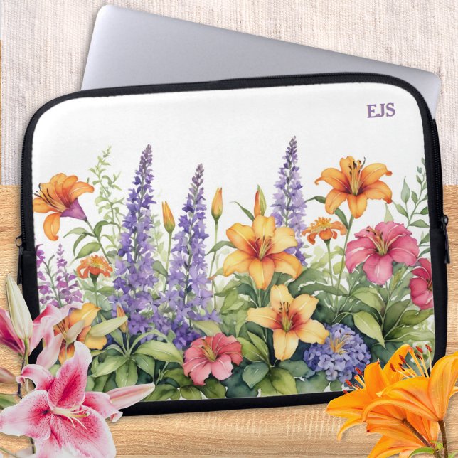 植物園の花 美しい花のモノグラム ラップトップスリーブ (A pretty monogrammed laptop cover with colorful floral design)