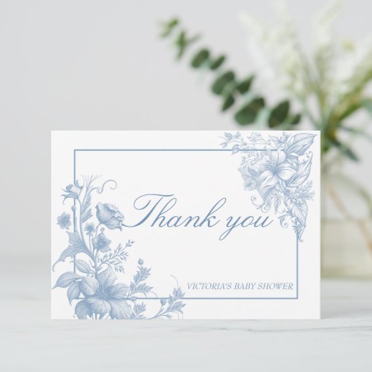 植物性のエレガントほこりっぽい青い赤ちゃんシャワー サンキューカード (スタンド正面)