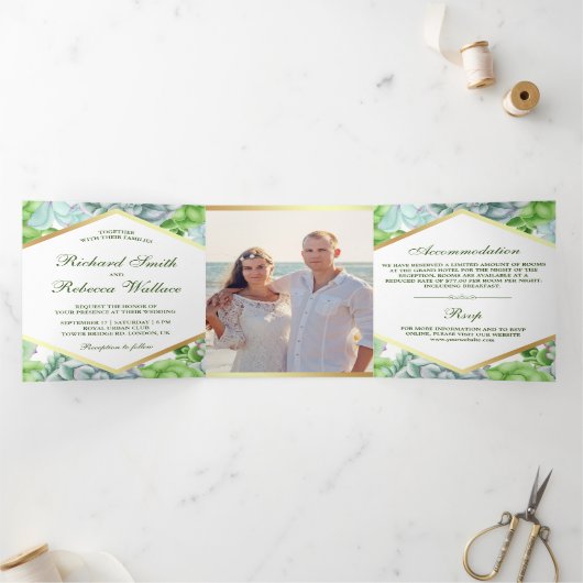 植物性モダン緑色の多肉性フォトズ結婚ーズ 三つ折り招待状 (内部)