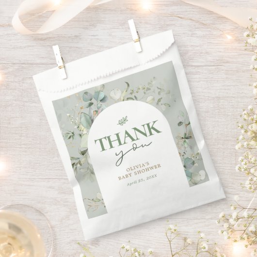 植物性ユーカリ赤ちゃんシャワー フェイバーバッグ (クリップ留めされた状態)