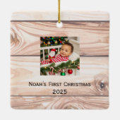 植物足跡赤面ピンク初めてのクリスマス セラミックオーナメント (裏面)