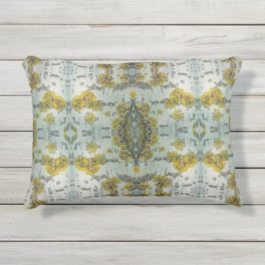 《植物》アスペンの実在木の樹皮の写真 – Natural Amulet アウトドアクッション (正面)