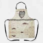 《植物》アスペン素朴バークウッド彫りハート#1ママ名 エプロン (正面)