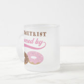 検眼医のギフト(ドーナツ) フロストグラスマグカップ (正面左)