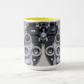 検眼医 マグカップ (中央)