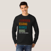 検閲された本を読むことができた 読書愛好家 Tシャツ (正面フル)