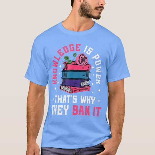 検閲された本を読む図書館司書のための本クラブ Tシャツ (正面)
