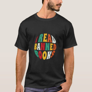 検閲された本を読む私 Tシャツ