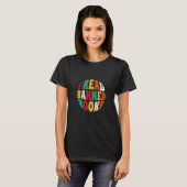 検閲された本を読む私 Tシャツ (正面フル)