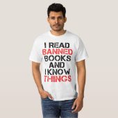 検閲された本を読んで賢くなった Tシャツ (正面フル)
