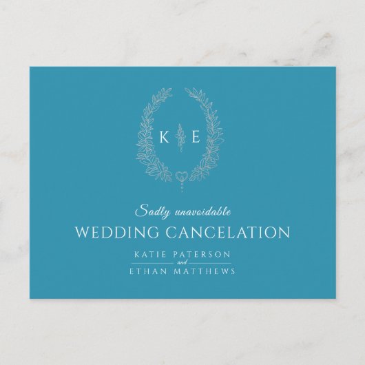 楕円形の葉の花輪のイニシャル結婚式キャンセルの青緑色 案内ポストカード (正面)