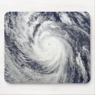 極度の台風Lupit マウスパッド
