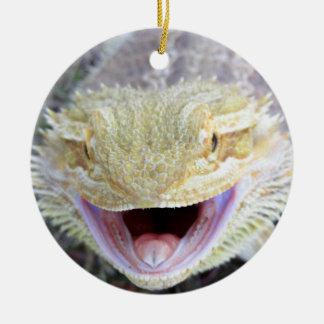 極度の幸せな髭があるドラゴン セラミックオーナメント