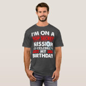 極秘任務シークレットエージェントスパイの上にいる Tシャツ (正面フル)