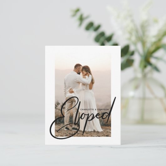 極秘結婚式の写真　結婚おめでとうの記念撮影 案内ポストカード (スタンド正面)