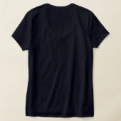 楽しいことが好きな女の子 – かわいいクオートTシャツ Tシャツ (レイダウン裏面)