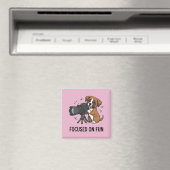 楽しいことに集中 ボクサー子犬 クリエイティブな趣味 ピンク マグネット (インサイチュ (食洗機))