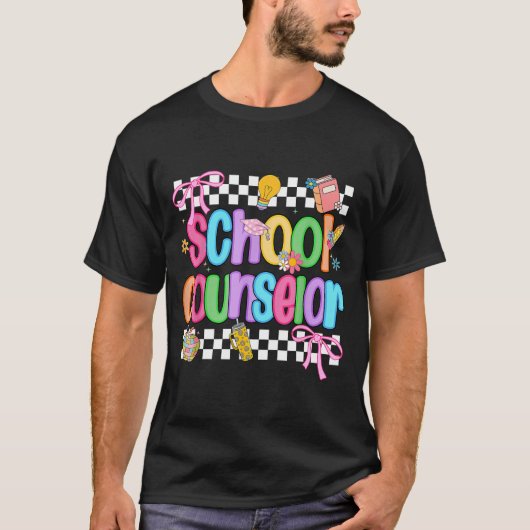 楽しいカウンセラーの一団 ドリームチームの再会 Tシャツ (正面)