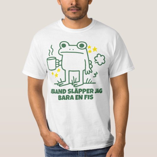楽しいカエル コーヒー おなら Meme Tシャツ (正面)