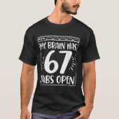 楽しいカオス脳引用 ばかばかしい混乱ユーモア Tシャツ (正面)