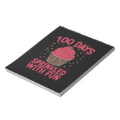 楽しいカップケーキがいっぱいの100日間 スクールガール ノートパッド (回転)