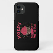 楽しいカップケーキがいっぱいの100日間 スクールガール Case-Mate iPhoneケース (裏面)