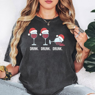 楽しいクリスマスの飲み物酔っ払いワイングラス休日 Tシャツ