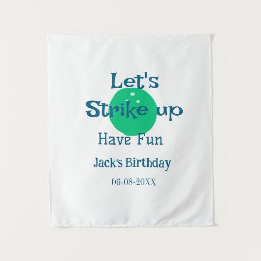 楽しいグリーンボール誕生日ネームを始めましょう タペストリー (正面)