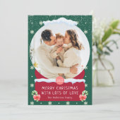 楽しいグリーン メリークリスマス スノーグローブ フォトカード 招待状 (スタンド正面)