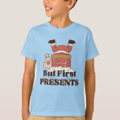 楽しいサンタ「でもまずはプレゼントを」子供Tシャツ Tシャツ (正面)