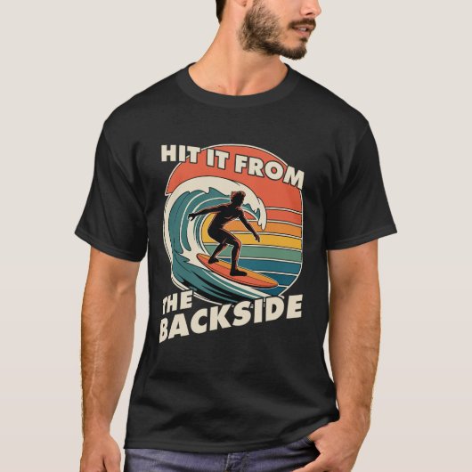 楽しいサーフィン Hit It Ckside Goofy Foot サーファー レトロ Tシャツ (正面)