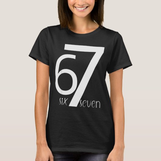 楽しいシックスセブン 6 7 メメデザイン 6 7 Tシャツ (正面)
