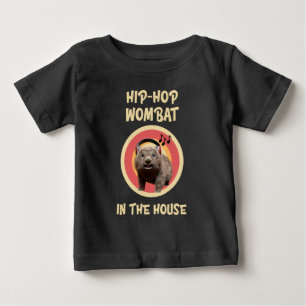 楽しいヒップホップウォンバット・イン・ザ・ハウス ベビーTシャツ
