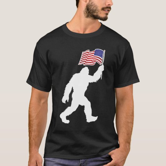 楽しいビッグフット 7月4日 サスクワッチ 独立記念日 Tシャツ (正面)