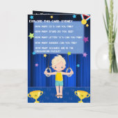 楽しいブロンドの少年体操の秘密のメッセージの誕生日 カード (裏面)