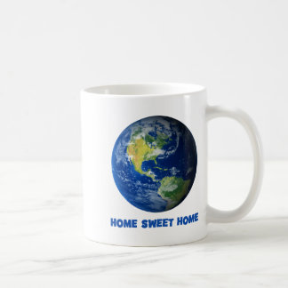 楽しいホーム・スイート・ホーム地球惑星Tシャツ コーヒーマグカップ