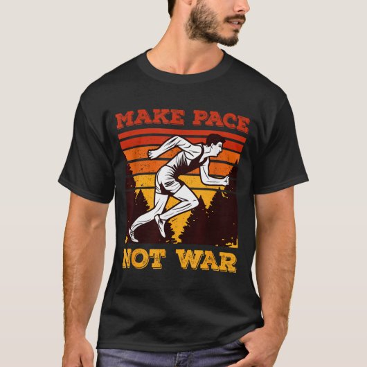 楽しいレトロランナー ランニング名言ギフト - ペースを作ろう Tシャツ (正面)