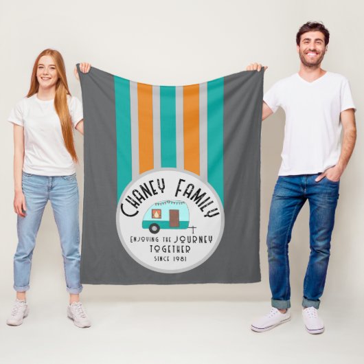 楽しい人生と一緒にレトロキャンパー フリースブランケット (インサイチュ)