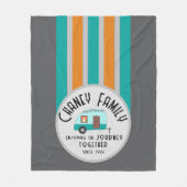 楽しい人生と一緒にレトロキャンパー フリースブランケット (正面)