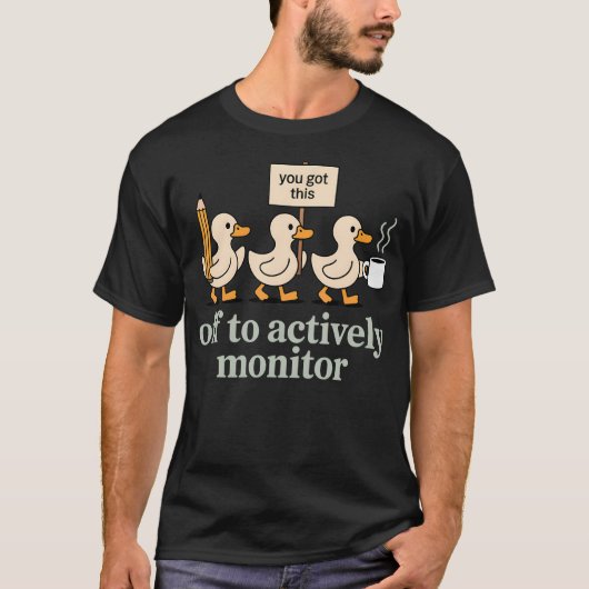 楽しい先生が積極的に監視するためにがらくた Tシャツ (正面)