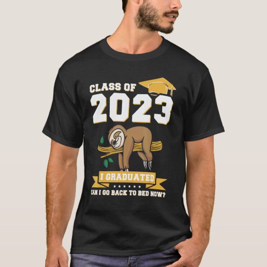 楽しい卒業 さて、もうベッドに戻ってもいいですか 卒業 Tシャツ (正面)