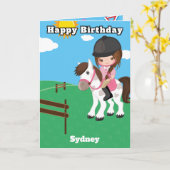 楽しい女の子の乗馬の秘密のメッセージの誕生日 カード (黄色い花)