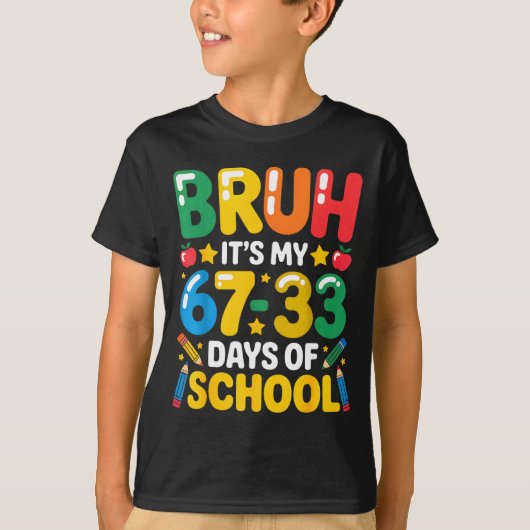 楽しい学校生活もあと67+33日 数学の六+七 S Tシャツ (正面)