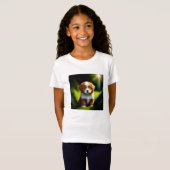 楽しい小さな茶色と白い子犬 Tシャツ (正面フル)